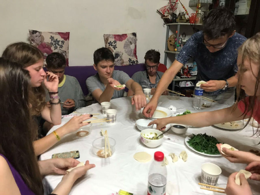 包饺子.jpg
